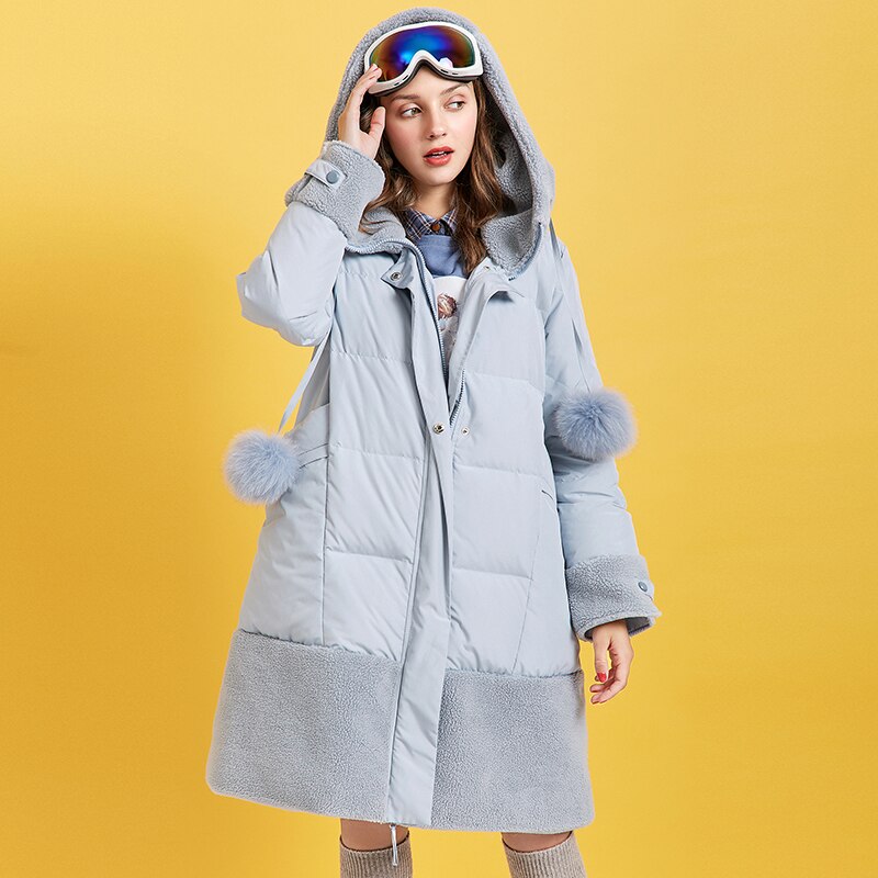 ARTKA 2019 Winter New Women's Down Coat 90% White Duck Down Thick Warm Outwear Lambswool Splicing Hooded Long Down Coat ZK10791D