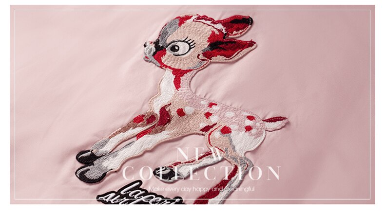 ARTKA 2020 Winter New Women Elegant Deer Embroidery 90% White Duck Down Coat Thick Warm Raccoon Fur Collar Hooded Parka ZK15393D