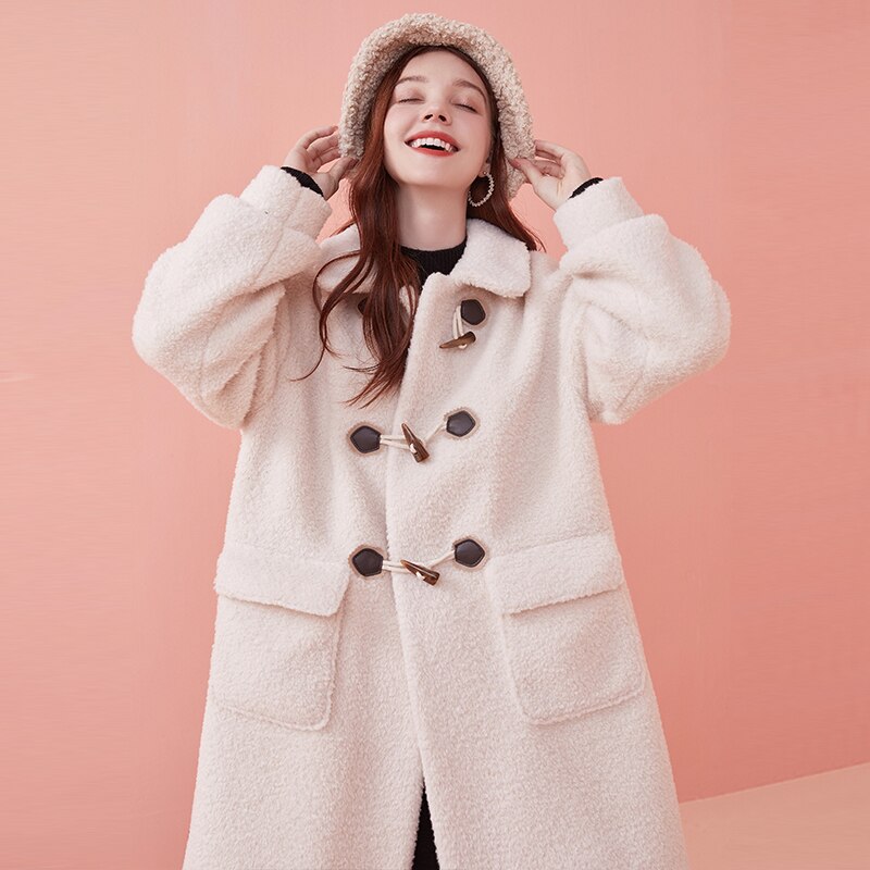 ARTKA 2020 Winter New Women Woolen Coat Fashion College Style Horn Button Woolen Coat Lambswool Warm Loose Outerwear FA25006D