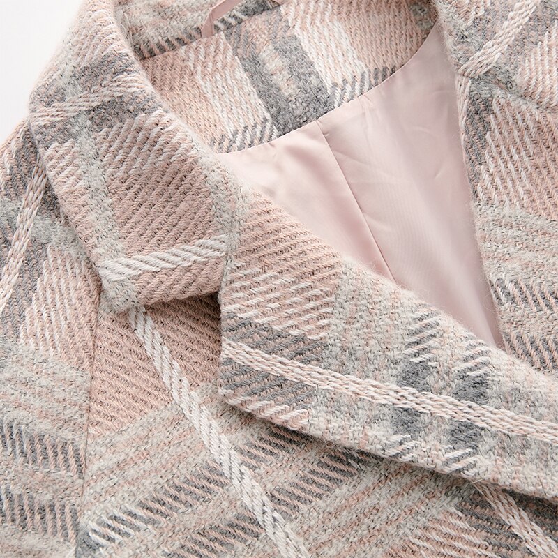 ARTKA 2020 Winter New Women Woolen Coat Vintage Plaid Double-breasted Woolen Coat Long Loose Thicken Woolen Outerwear FA22001Q